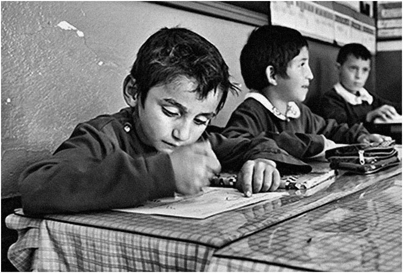 Bruno Madeddu "Scuola primaria Serenli - Turchia 4" - Sez. RRSP 2° Premio