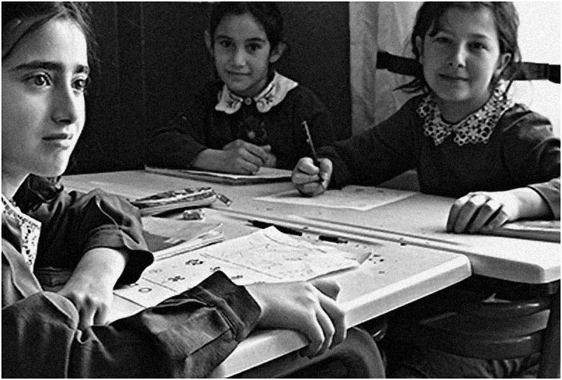 Bruno Madeddu "Scuola primaria Serenli - Turchia 6" - Sez. RRSP 2° Premio