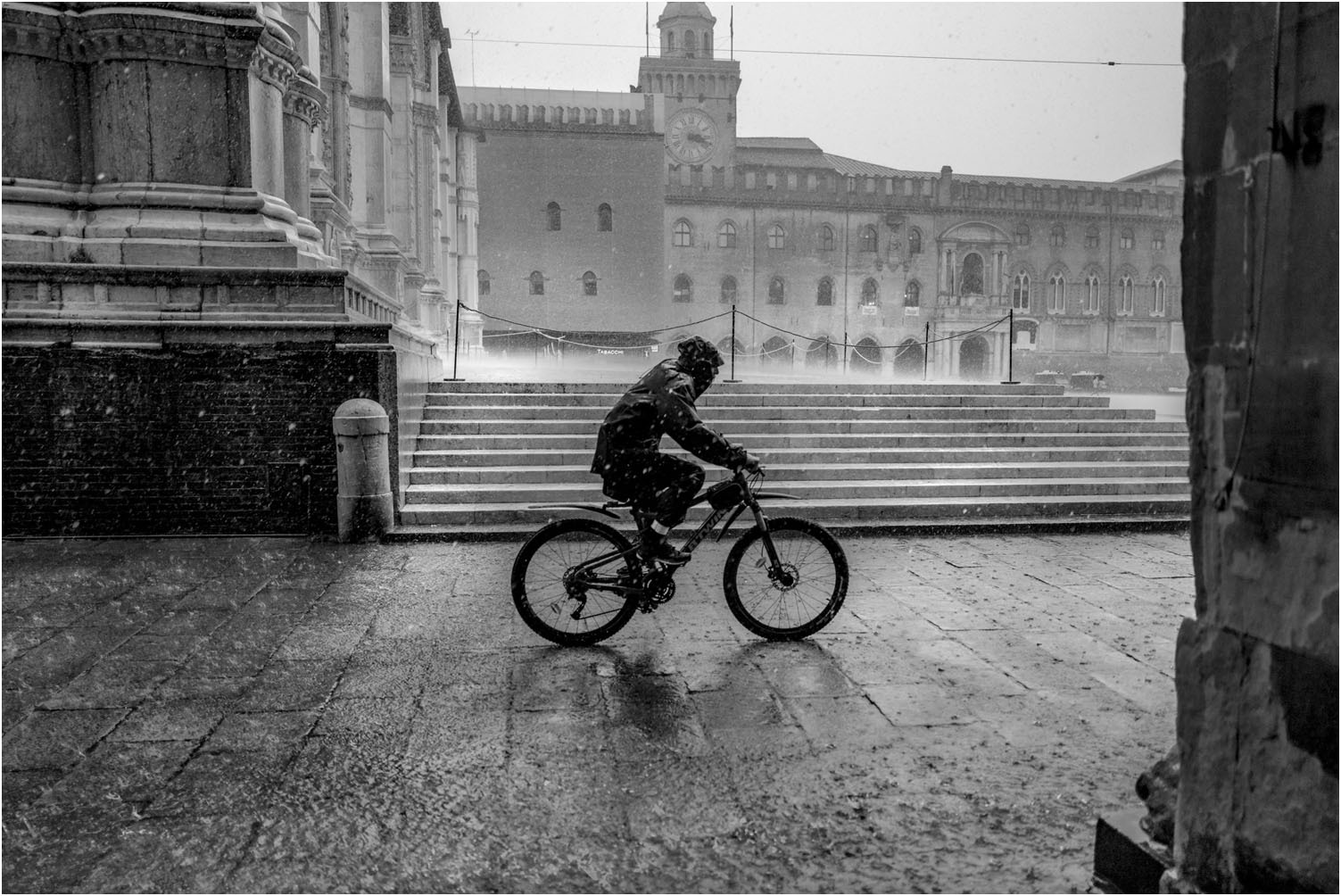 Casanova Luigi - Piove (2021)