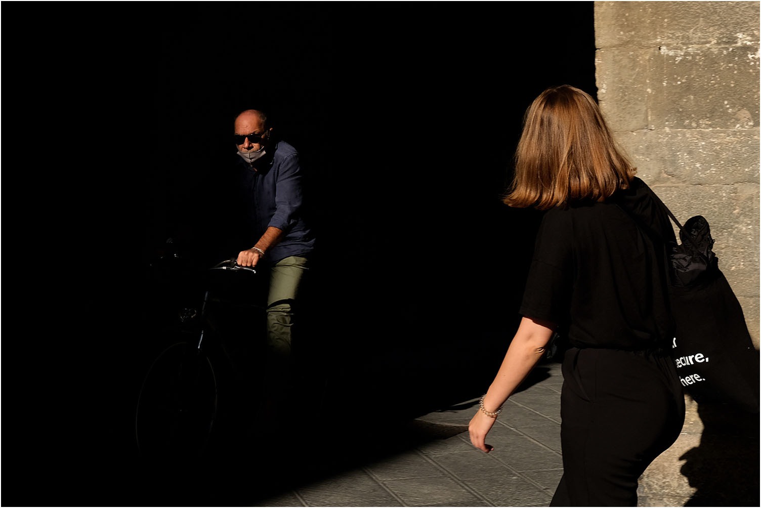 Cerrai Roberto - Passeggiata in centro (2021)